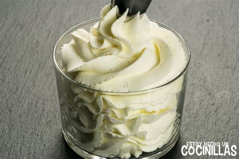 Nata montada para chantilly