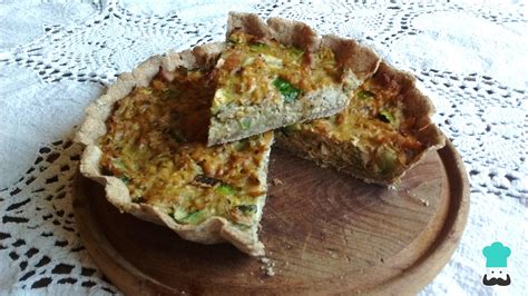 Pastel de zapallitos italianos listo para servir