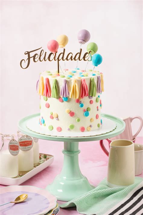Tarta de cumpleaños con diseño de camuflaje