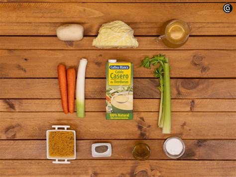 Ingredientes para una sopa juliana