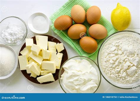 Mezcla de ingredientes para tarta de queso