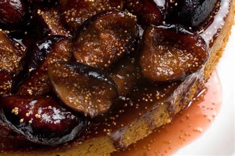 Ingredientes para la preparación de la tarta de higos secos