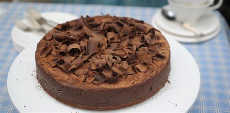 Torta de papa y chocolate con trozos de chocolate