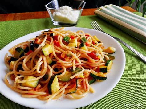 Plato de espagueti con verduras