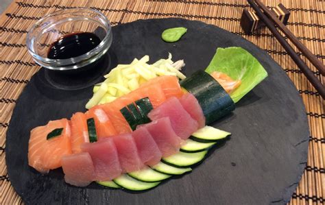 Sashimi mixto con pez bonito, atún y salmón