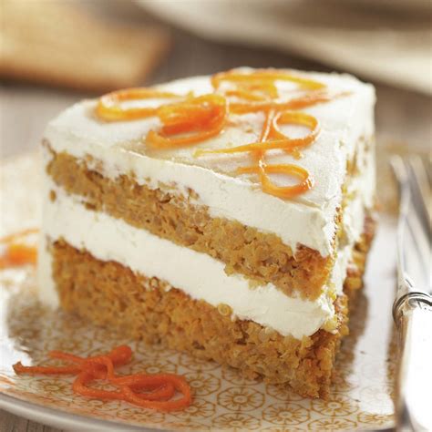 Helado de tarta de zanahoria con trozos de bizcocho