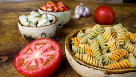 ingredientes frescos para pasta