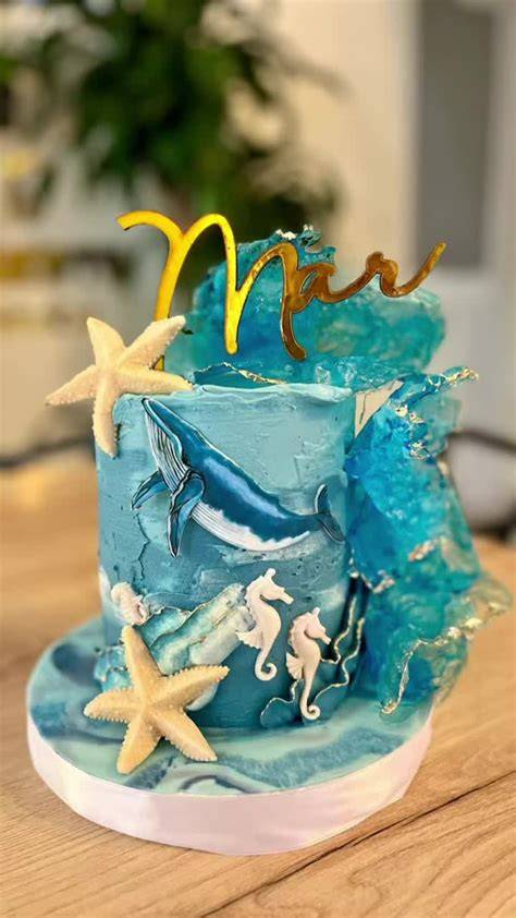 Pastel del Mar con decoración de fondant