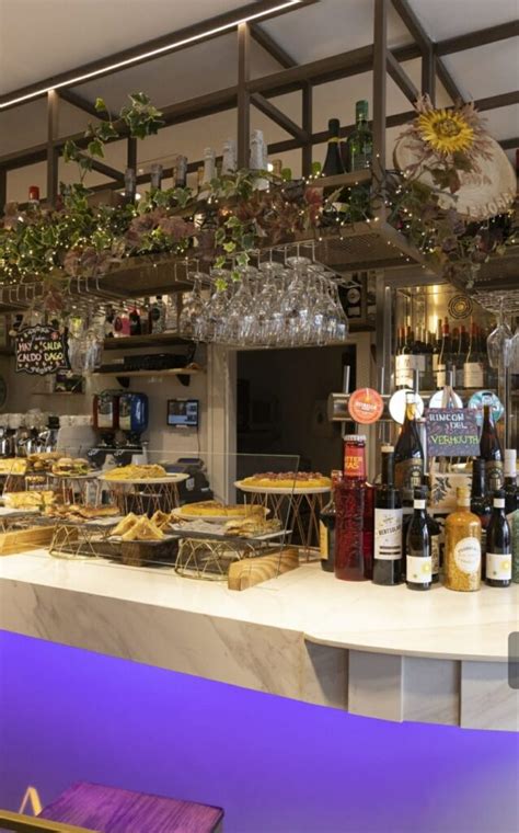 Fachada del bar Izarra Berria en Leioa