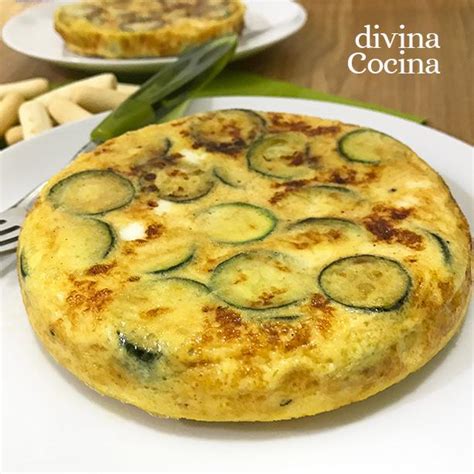 Tortilla de calabacín y queso mozzarella