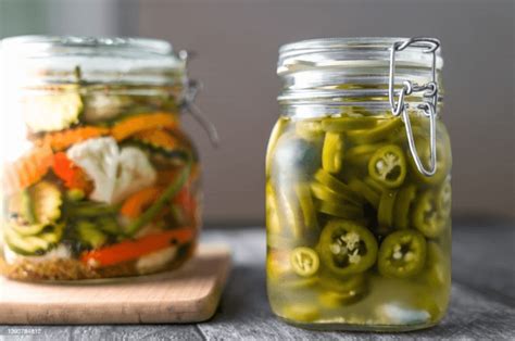Ingredientes para el líquido de encurtido