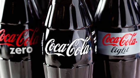 Botellas de Coca-Cola Light y Coca-Cola Zero