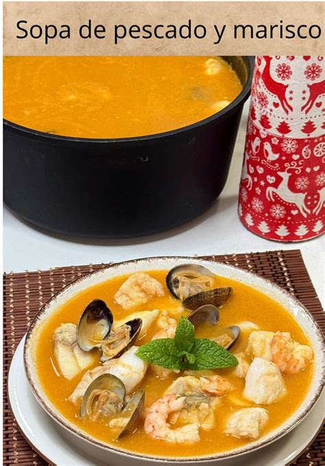 Ingredientes frescos para sopa de merluza y almejas