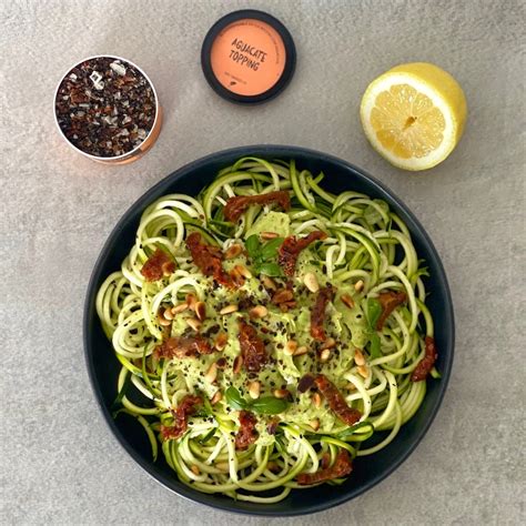 Tabla nutricional comparativa: pasta tradicional vs. espaguetis de calabacín