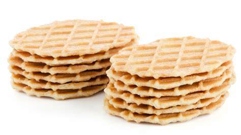 Moldeando obleas de galleta calientes