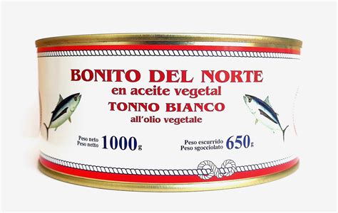 Spaghetti con bonito del norte terminado