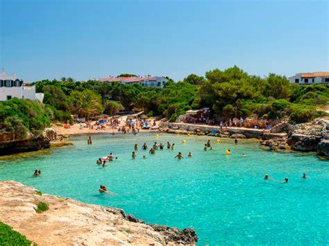 Fachada de la Pizzeria Cala Blanca Menorca
