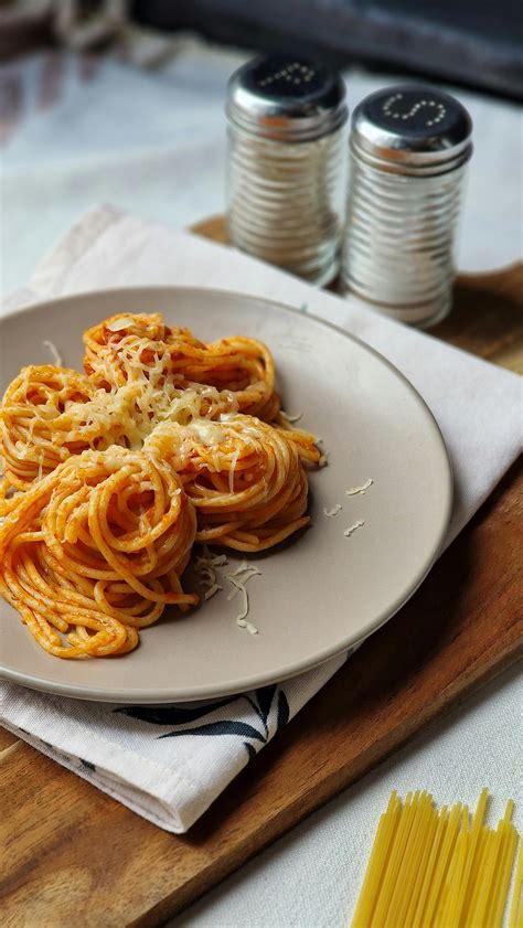 Plato de pasta cocinada al dente