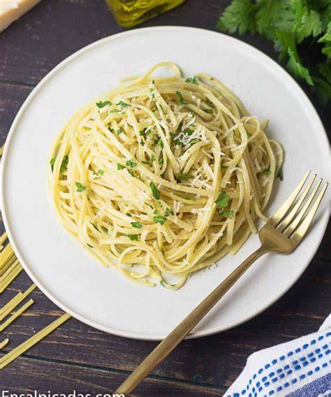 Pasta simple con aceite de oliva