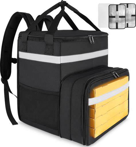 Repartidor de pizza con mochila térmica para varias cajas