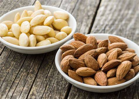 Almendras peladas y preparadas