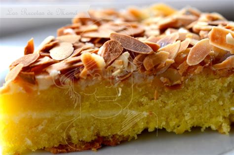 Tarta de almendras y mermelada antes de hornear