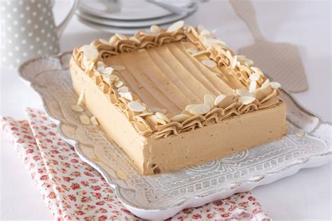 Tarta Moka decorada
