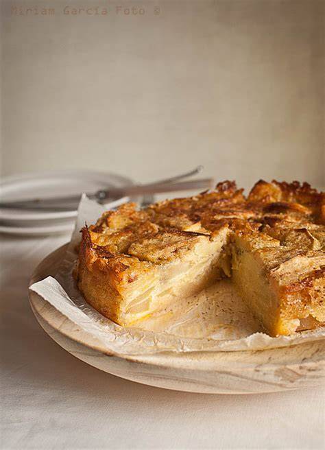 Pastel de manzana Bolzano recién horneado