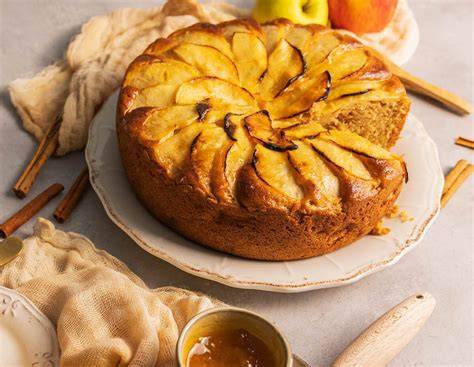 Ingredientes frescos para un bizcocho de manzana real food