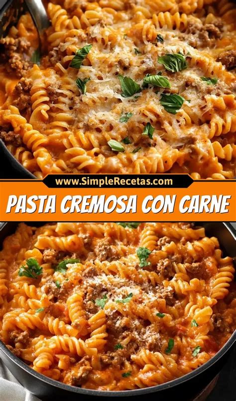 Pasta cremosa con trozos de carne