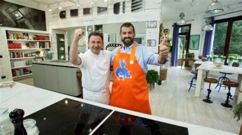 David de Jorge y Martín Berasategui trabajando juntos en la cocina