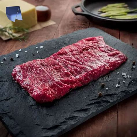 Corte de arrachera cruda