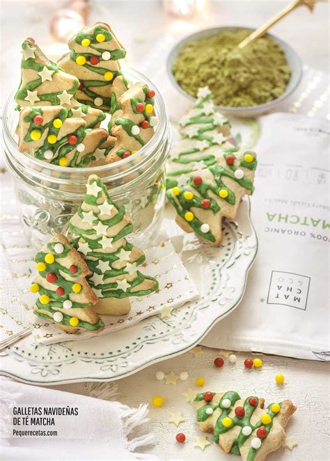 Tartaletas navideñas con forma de árbol de pepino