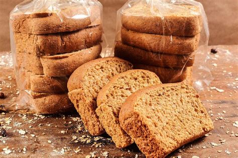 Infografía sobre beneficios de las tostadas integrales