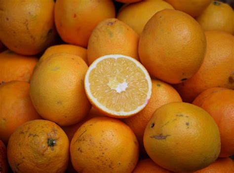 Naranjas frescas y jugosas