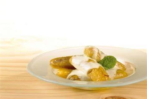 Plátanos con salsa de coco