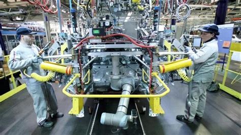 Aplicaciones de la pasta de montaje en automoción e industria