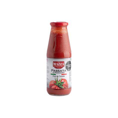 Elaboración tradicional de passatta di pomodoro