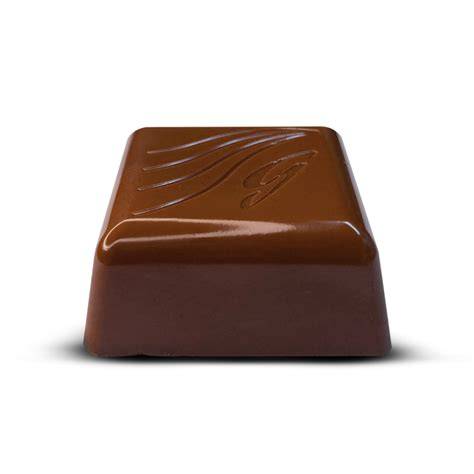 Cuadraditos de chocolate rebozados