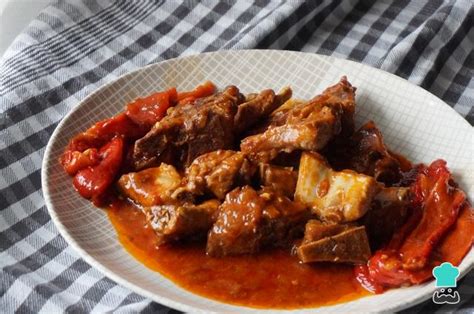 Costillas de cerdo a la riojana en cazuela con verduras