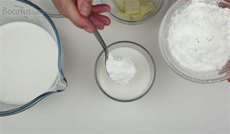 Disolver maicena en leche