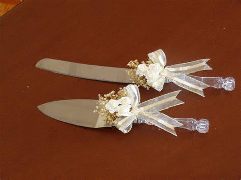 Set de cuchillo y espátula para boda decorado