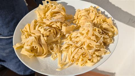 Plato de pasta fresca servido en La Casa de la Pasta