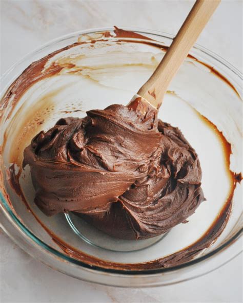 Proceso de preparación de la ganache de chocolate con leche