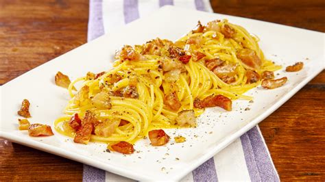 Variantes de pasta carbonara saludable