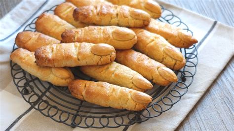 Galletas con forma de dedos de bruja