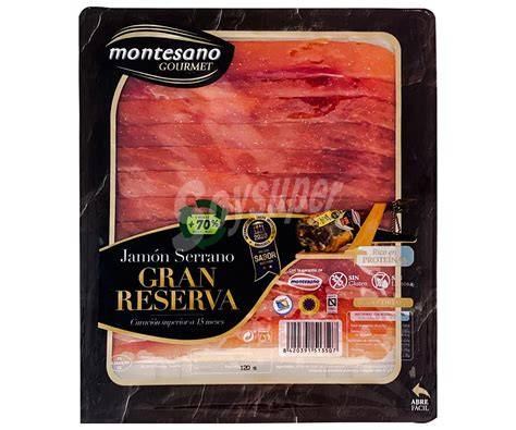 Imagen de un jamón serrano Gran Reserva cortado en finas lonchas.