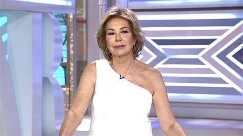 Ana Rosa Quintana en una portada de revista con evidente retoque fotográfico
