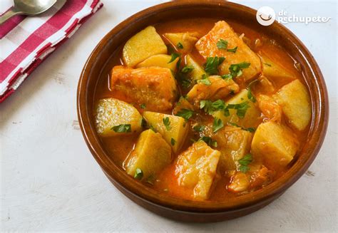 Guison de patatas con bacalao y espinacas