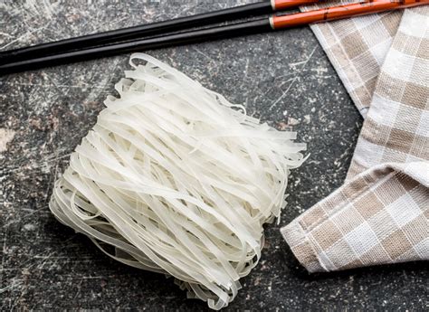 Fideos de arroz asiáticos